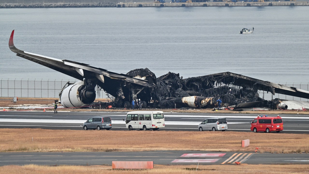 ああ Japan Airlines crash: Arizona expert weighs in on plane collision