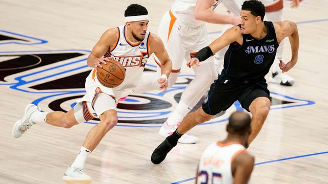 Devin Booker scores 46, Suns beat Mavs 132-109 for 7th consecutive win