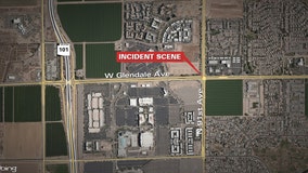 Glendale pedestrian crash sends man to the hospital: PD