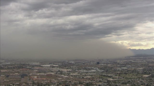Dust storm rolls through the Phoenix area