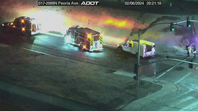 Man in crosswalk hit by driver who left the scene near I-17, Phoenix Police say