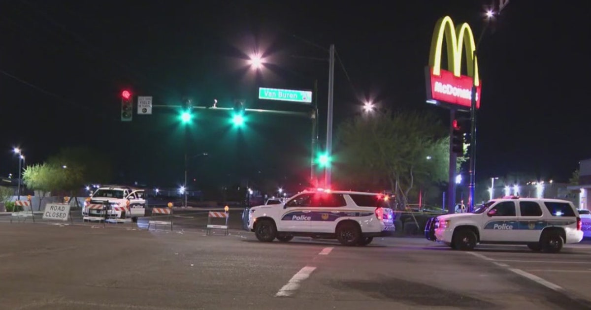 1 detained after man shot near west Phoenix intersection | FOX 10 Phoenix