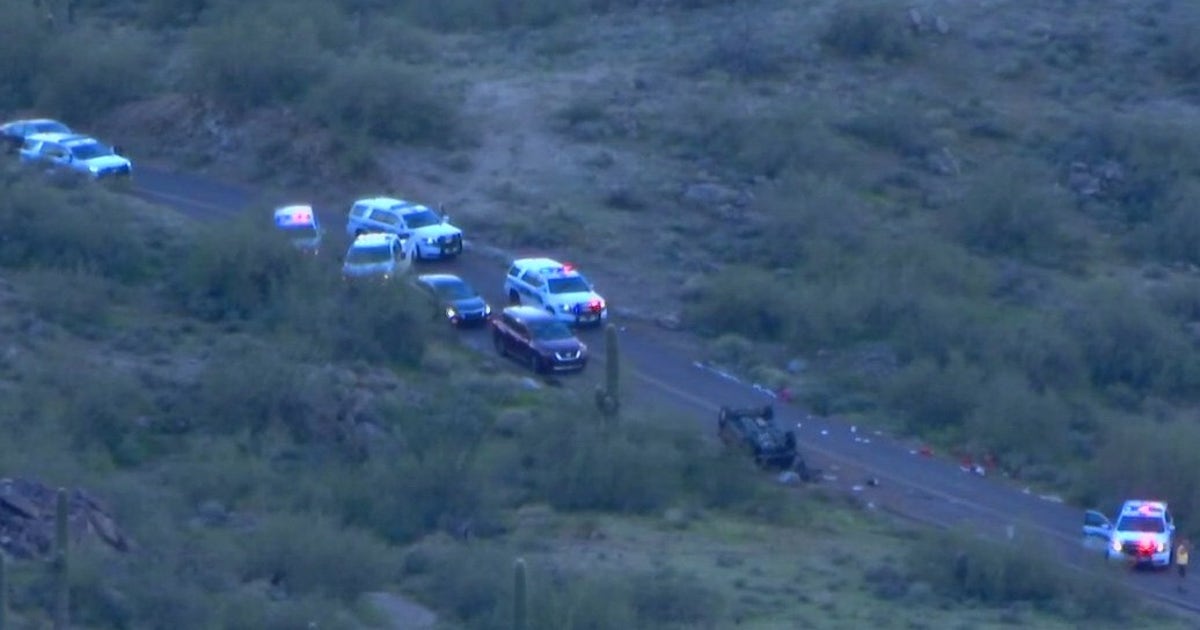 Woman dead following rollover crash on South Mountain: Phoenix PD | FOX ...