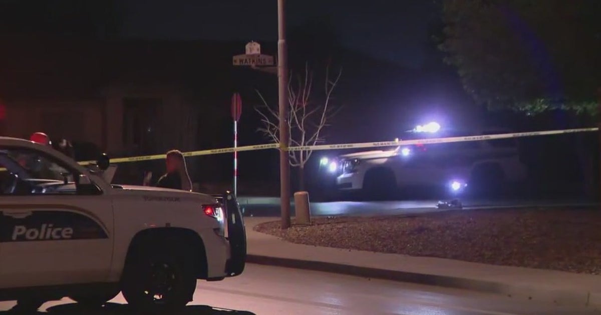 Girl walks into Phoenix hospital after being shot at a house party ...