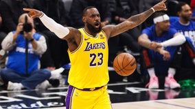 LeBron James becomes first player in NBA history to score 40,000 points