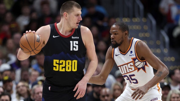 Kevin Durant scores 30 points to lead Suns to another win in Denver, 104-97