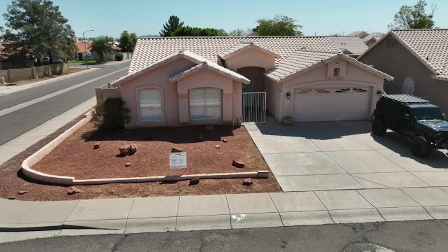 Arizona homeowner wants to turn home into online gun store