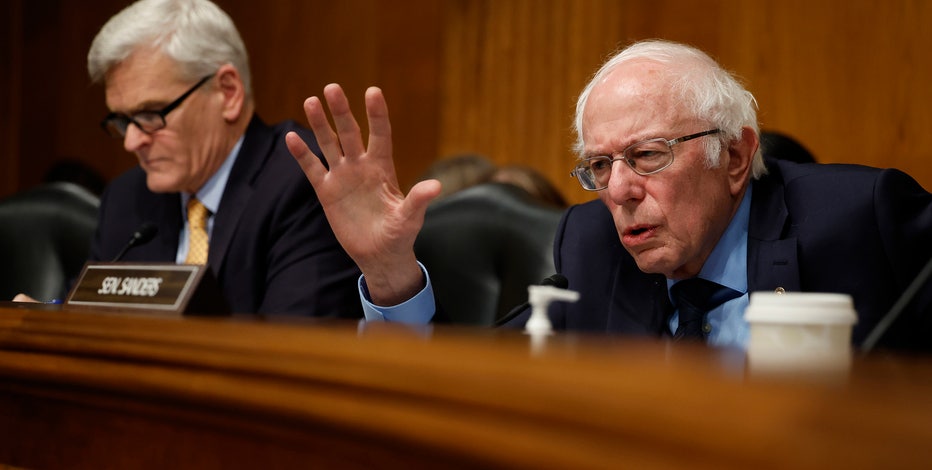 32-hour workweek? Bernie Sanders' bill would make it US law