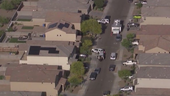 Shooting in Phoenix west of Loop 101 leaves man dead