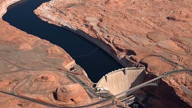 Glen Canyon Dam plumbing problems bring new threat to Colorado River system
