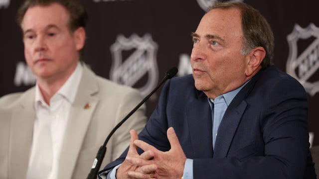 Coyotes owner Alex Meruelo and Gary Bettman outline steps for Arizona's next NHL team