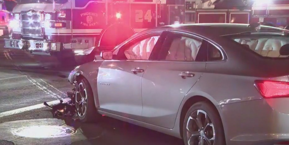 Suspected DUI driver fled from rollover crash in west Phoenix, police say