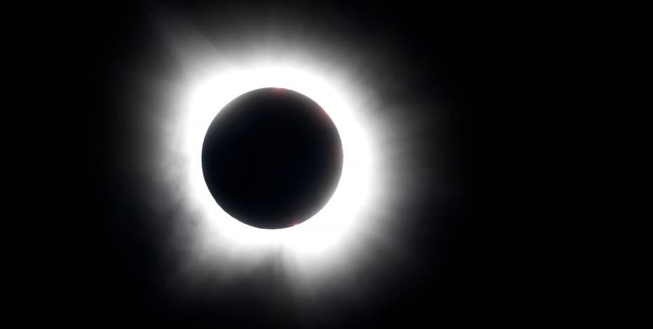 Mom, astrology influencer, accused of murder-suicide, leaves kids on California freeway in eclipse fear