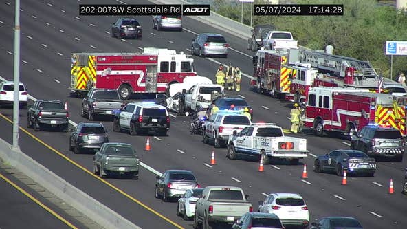 Loop 202 in Tempe partially blocked due to crash at McClintock Drive