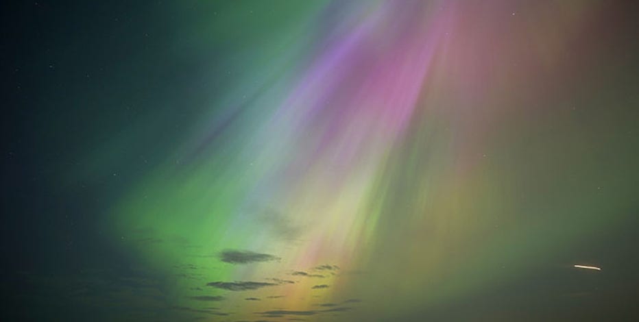 Arizona photographer captures rare Northern Lights occurrence in U.S. southwest