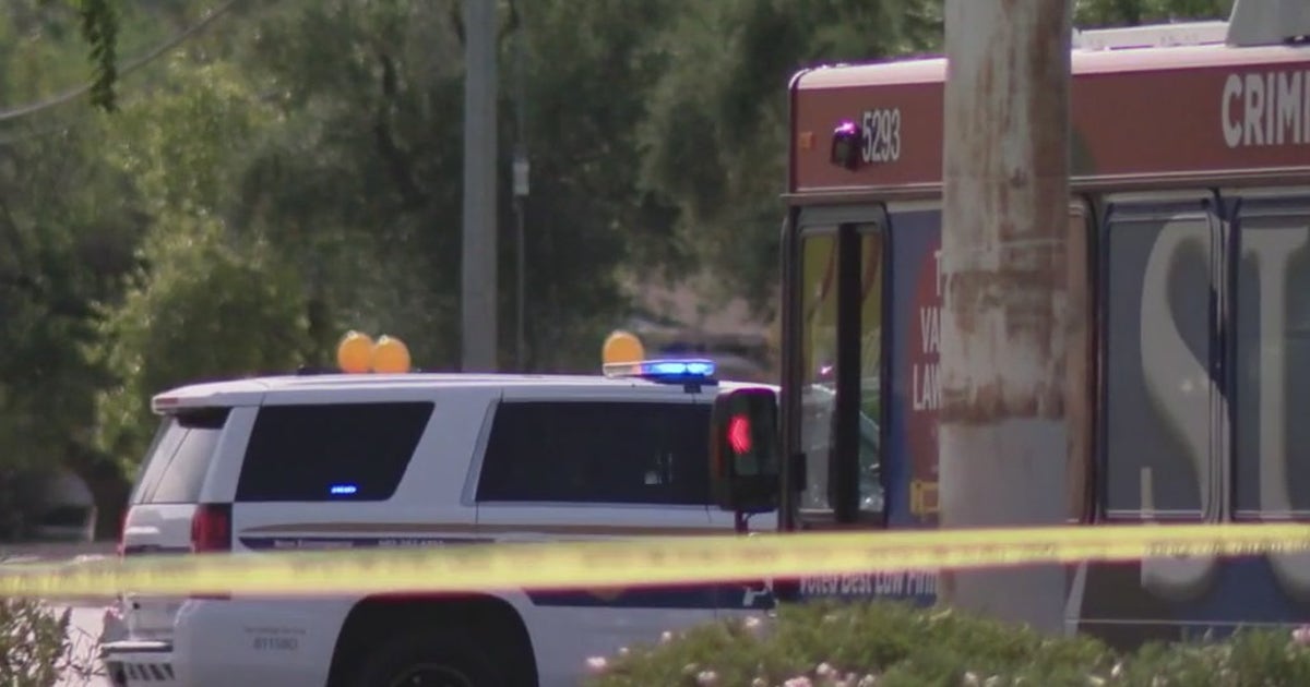 3 hurt in Phoenix crash involving city bus | FOX 10 Phoenix