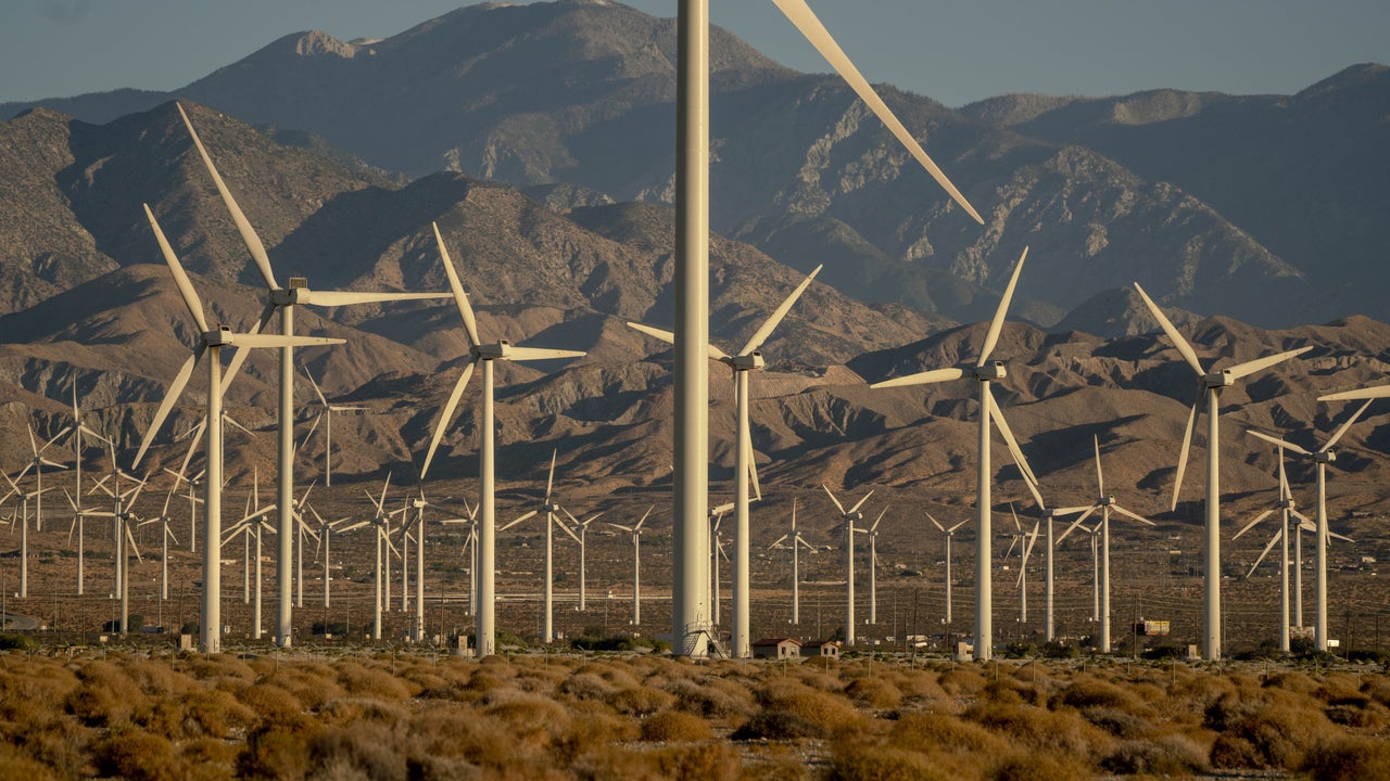 Judge dismisses Native American challenge to $10B SunZia energy transmission project in Arizona