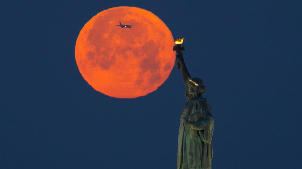 Full 'Strawberry Moon' welcomes first day of summer | FOX 10 Phoenix