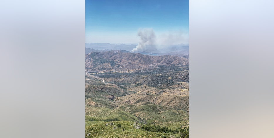 Riverside Fire forces Bartlett Lake evacuations