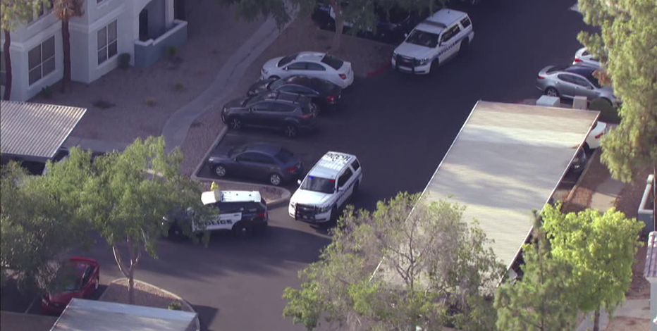 Mother and daughter found dead inside Chandler condo, PD says