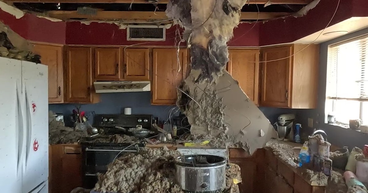 Battery explosion suspected cause of house fire that displaced Mesa ...