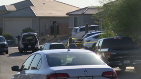 Child dies after being found unresponsive inside car in southern Arizona, PD says