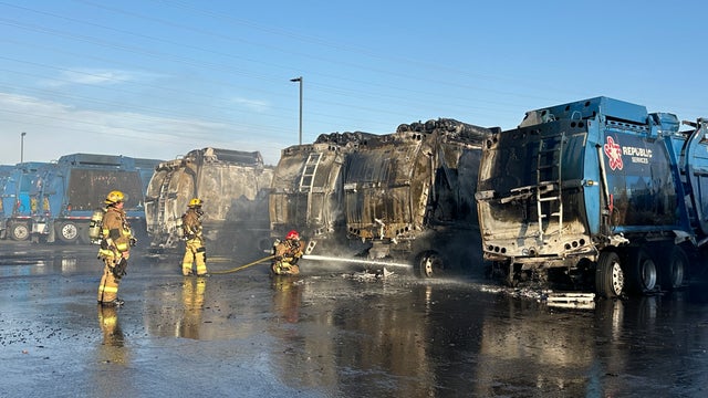 5 garbage trucks damaged in a fire in Phoenix, no injuries reported