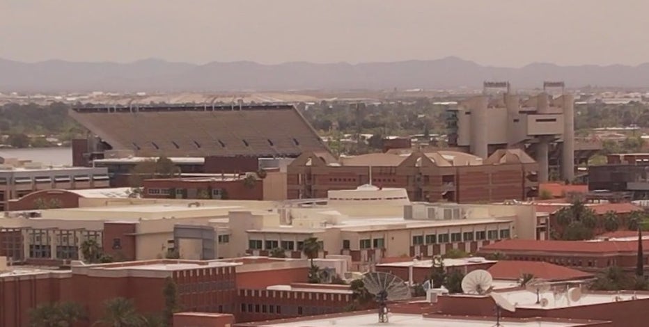 University of Arizona quietly returns to 'U of A' branding; ASU student says 'that's hilarious'