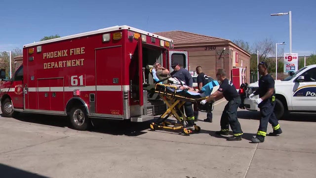 Man stabbed in suspected Phoenix road rage incident: PD