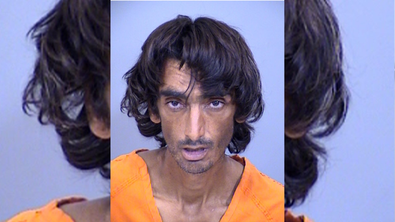 Man accused of killing Phoenix officer in court; Police investigate ...