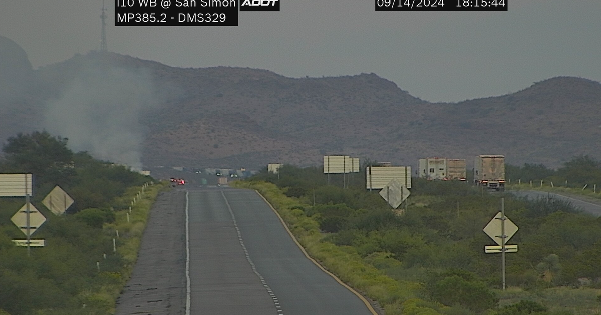 3 dead, 2 in critical condition in fiery crash near New Mexico border ...