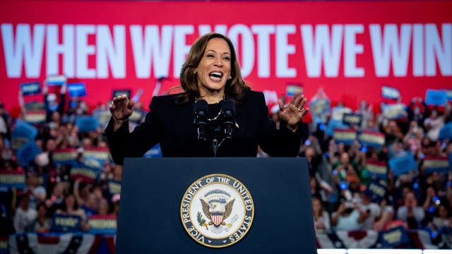 Kamala Harris held Phoenix rally on Halloween as Election Day nears | 2024 Election