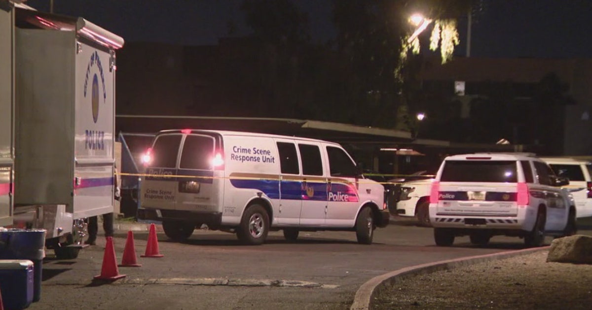 Man found dead near dumpster at west Phoenix apartments | FOX 10 Phoenix
