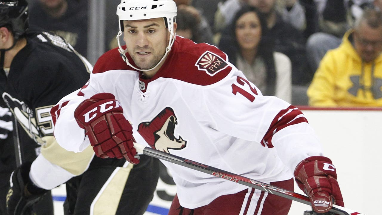 Former Arizona Coyotes Player, Paul Bissonnette, Assaulted At ...