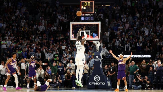 Randle hits 3 at buzzer to lift Timberwolves over Booker, Suns