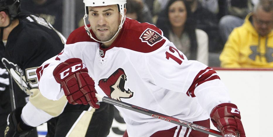 Former Arizona Coyotes player, Paul Bissonnette, assaulted at Scottsdale restaurant