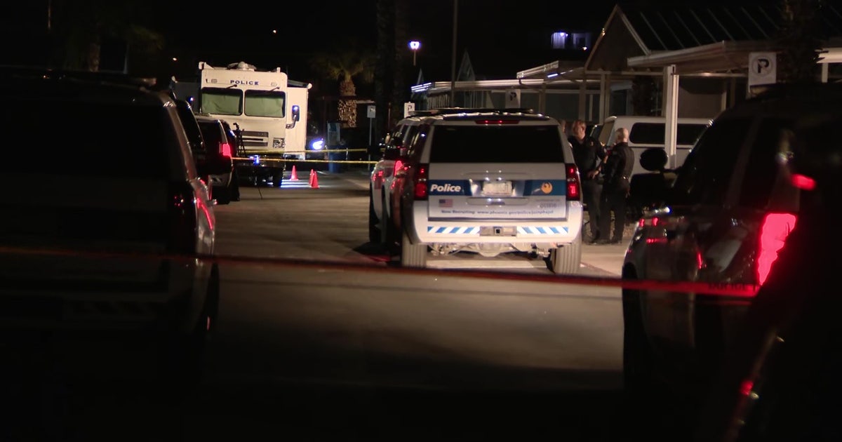 Police shooting in north Phoenix sends man to the hospital | FOX 10 Phoenix