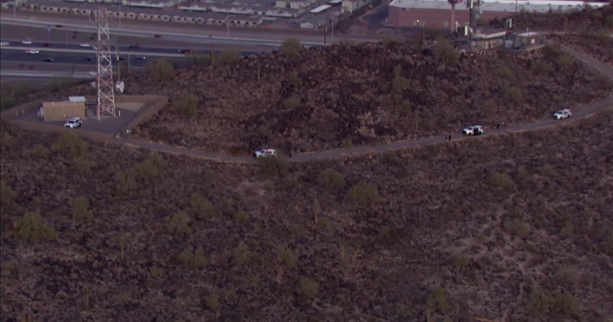 Hiker finds 1 man dead on a mountain trail in north Phoenix | FOX 10 ...