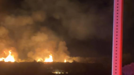 Superstition Fire Department extinguishes brush fire near Apache Junction-Mesa border