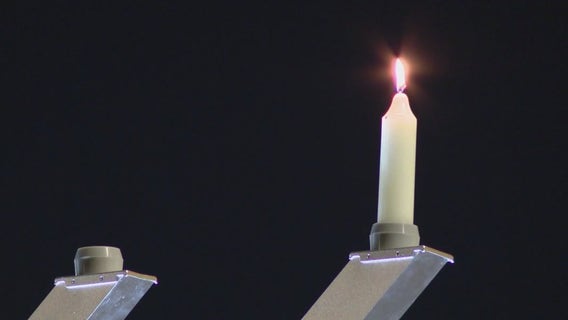 Mesa celebrates 1st night of Hanukkah with menorah lighting in heart of downtown