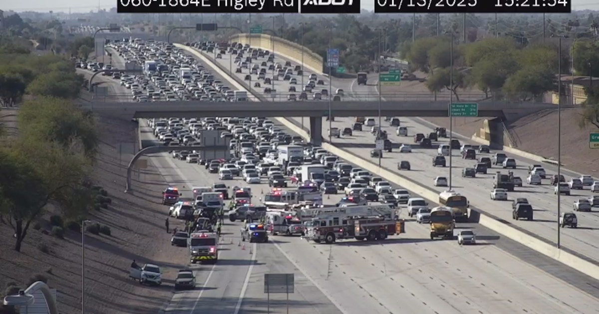 5-car crash in Mesa on US 60 sends several to the hospital | FOX 10 Phoenix