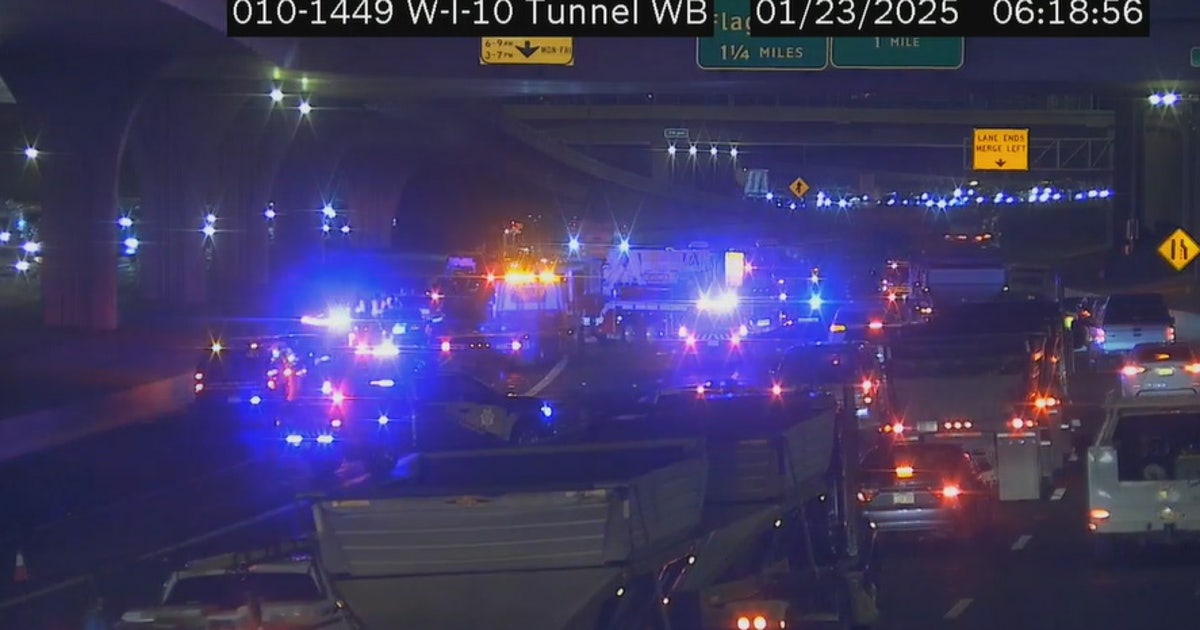 Multi-car crash on I-10 caused heavy delays near downtown Phoenix | FOX ...