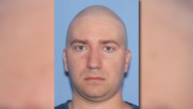 Man found with gun, knife at Tucson school: police