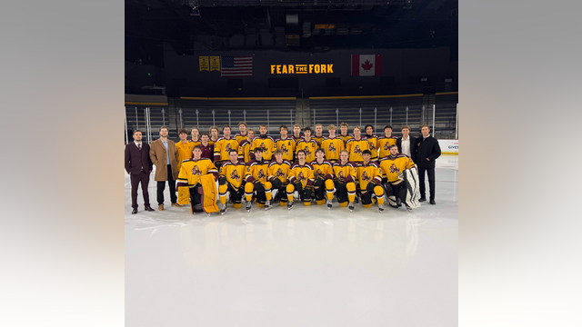 ASU D3 hockey team fundraises for trip to nationals