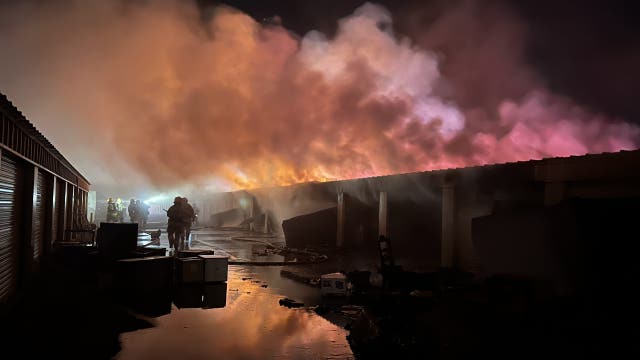 Fire crews battle blaze at North Phoenix storage facility