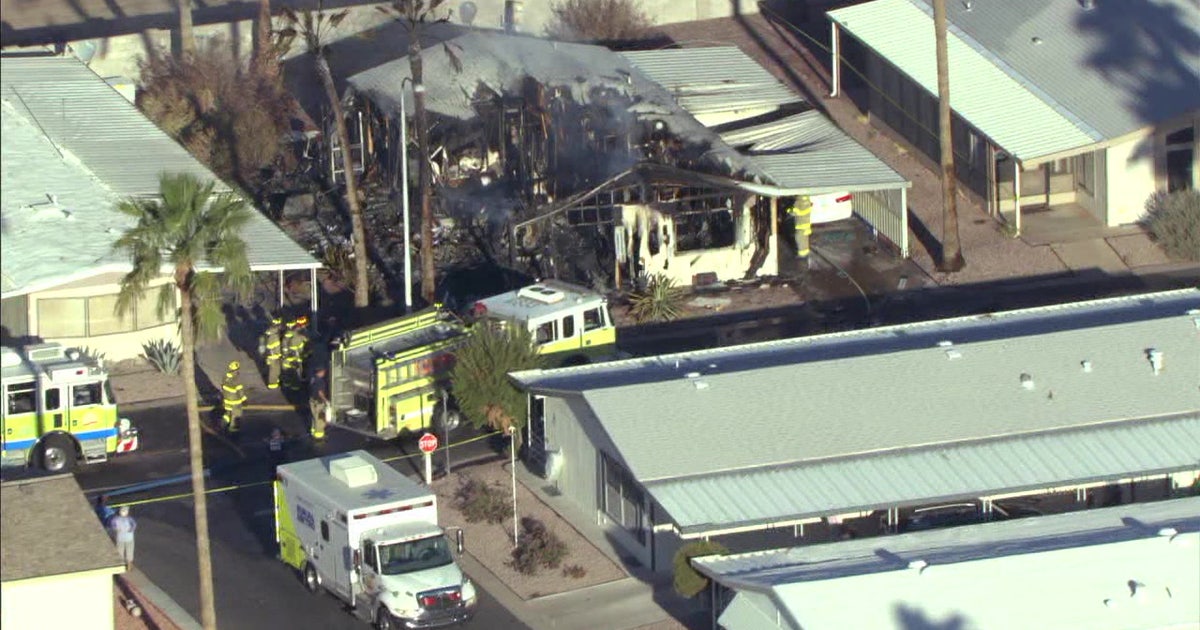 1 dead following mobile home fire in Mesa: Rural Metro FD | FOX 10 Phoenix