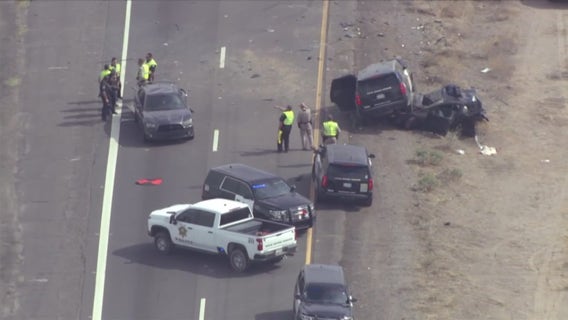 Gila River Police officer, two others injured in Chandler I-10 crash
