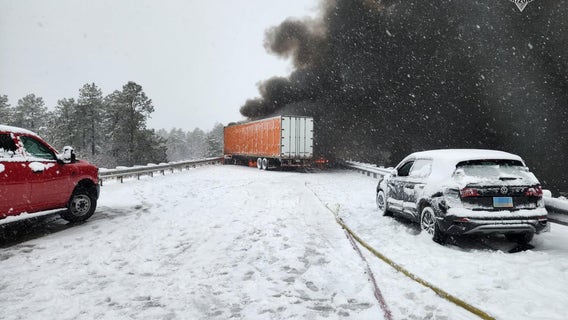 Crash on Interstate 40 leaves 2 dead near Williams: DPS