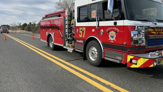 Car crash in Prescott leaves 2 dead, 4 others flown to nearby hospitals