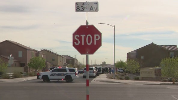 Man, woman found dead inside west Phoenix home